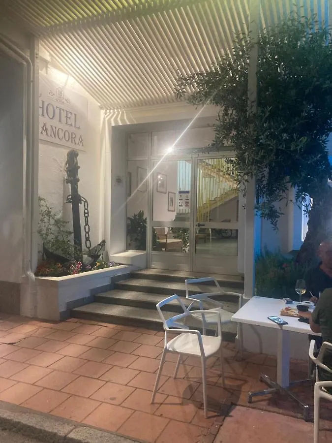 Hotel L'Ancora La Caletta