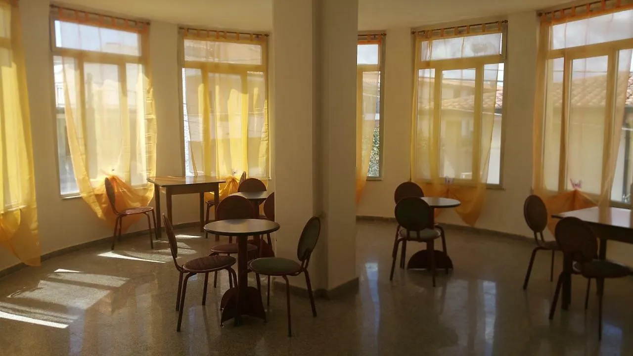 Hotel L'Ancora La Caletta 3*,  Italia