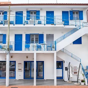 Πανσιόν Bed & Blu, La Caletta